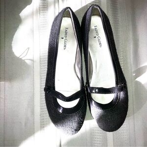 Cute Felt and Patent Faded Glory Gray Black Ballet Flats Mary Janes 9